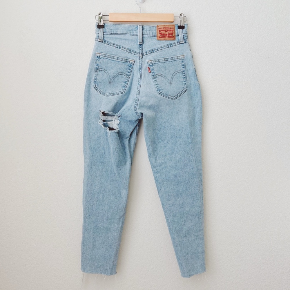 levi’s mom jeans